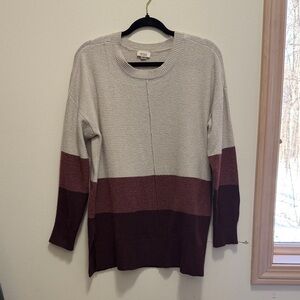 Colorblock Sweater in Cream and Maroon